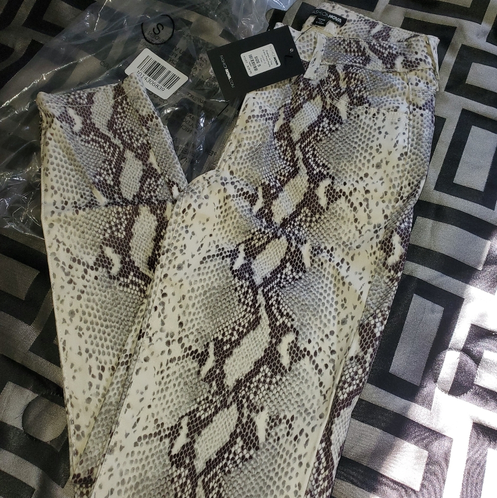 Snake skin skinny pants